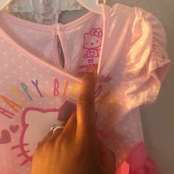 Hello Kitty Dress like new - Picture 3 of 4